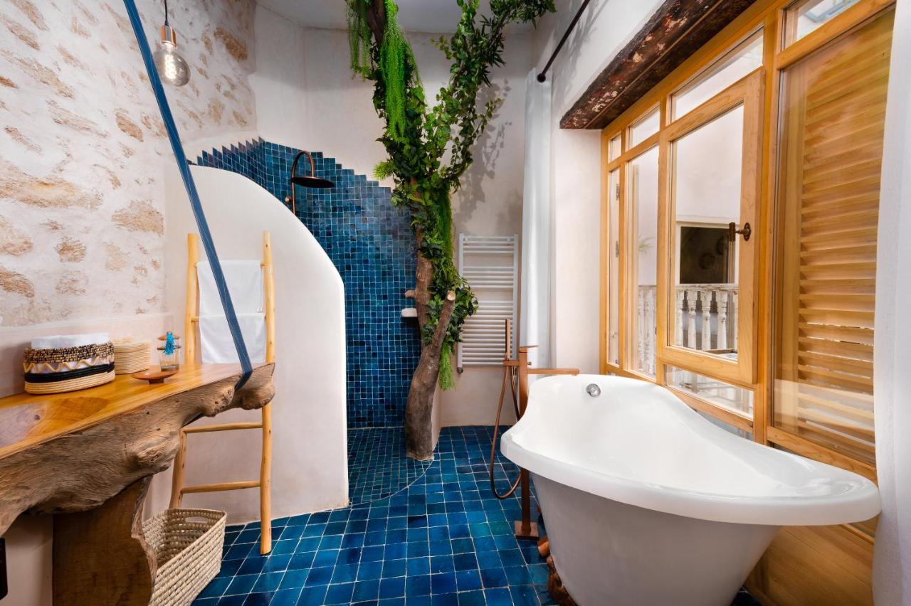 Mama Lova Hotel, Riad, Restaurant & Spa Suvayr Dış mekan fotoğraf