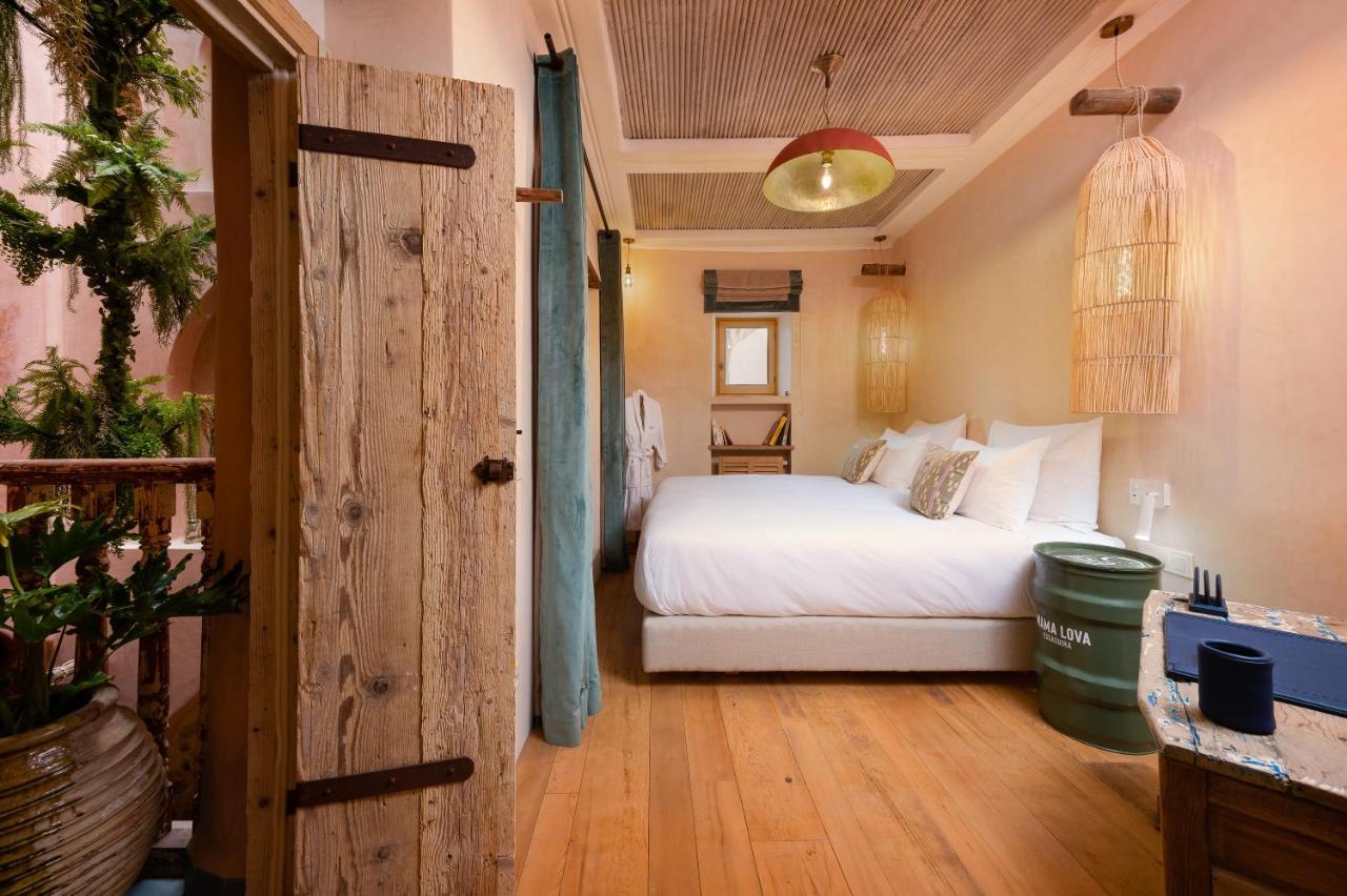 Mama Lova Hotel, Riad, Restaurant & Spa Suvayr Dış mekan fotoğraf