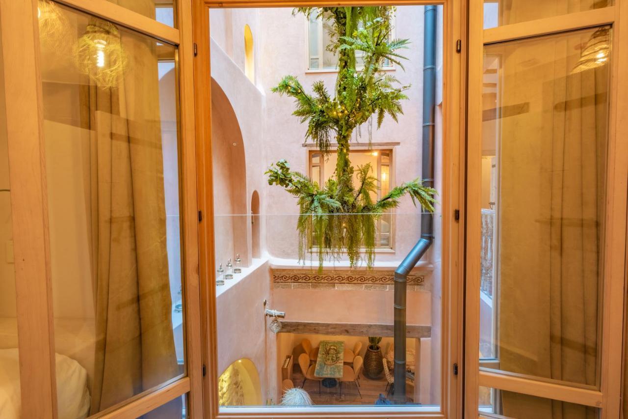 Mama Lova Hotel, Riad, Restaurant & Spa Suvayr Dış mekan fotoğraf