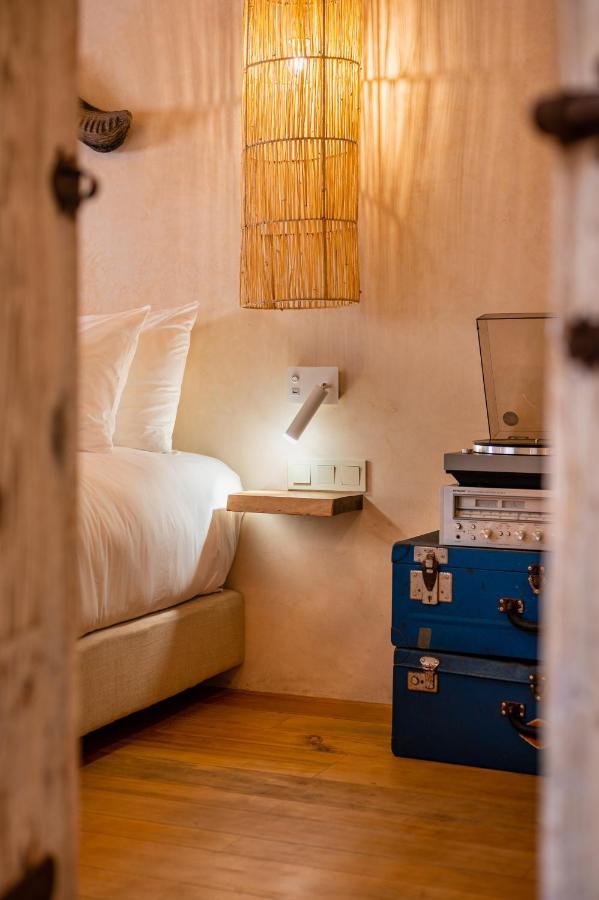 Mama Lova Hotel, Riad, Restaurant & Spa Suvayr Dış mekan fotoğraf