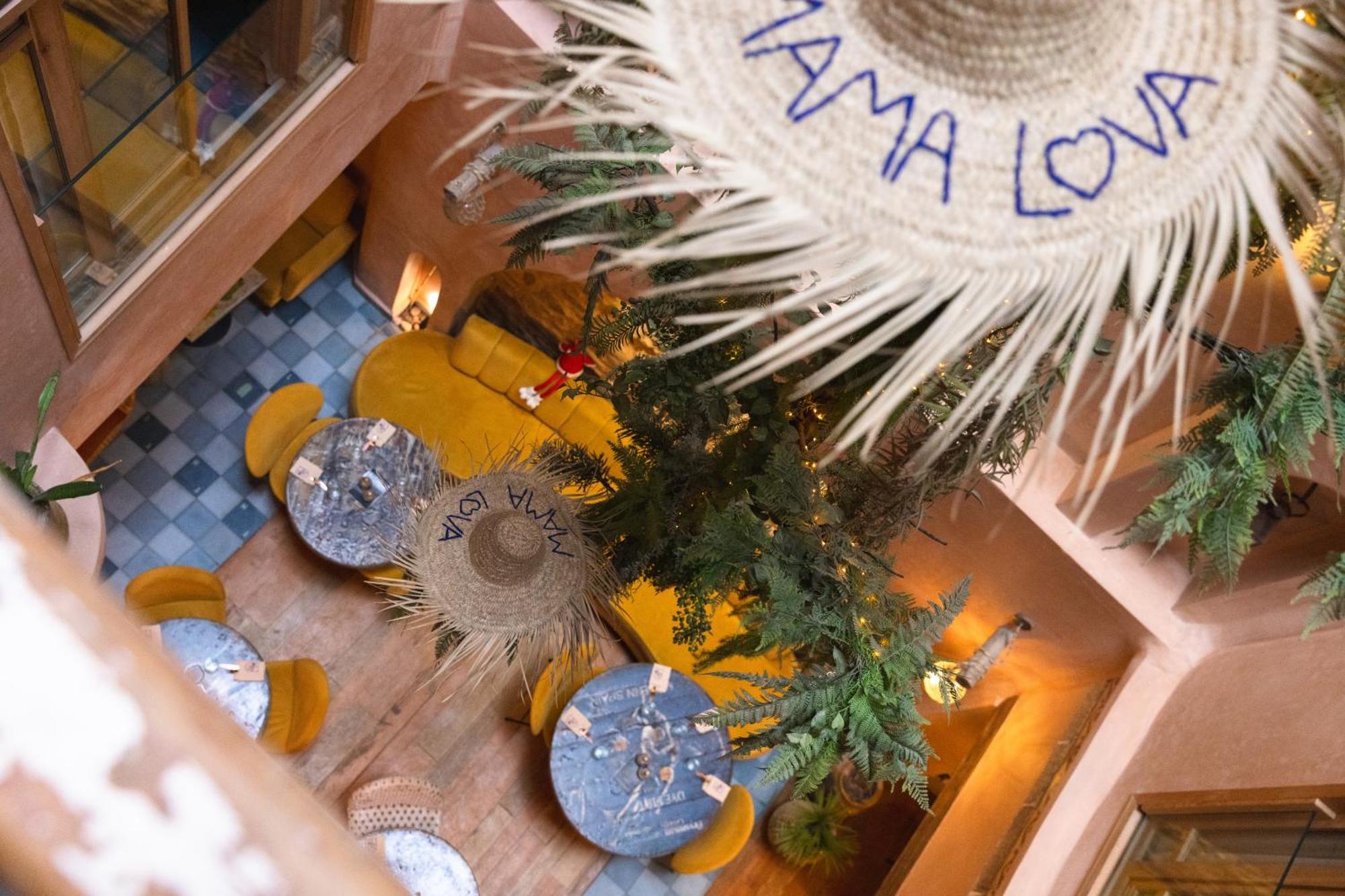 Mama Lova Hotel, Riad, Restaurant & Spa Suvayr Dış mekan fotoğraf